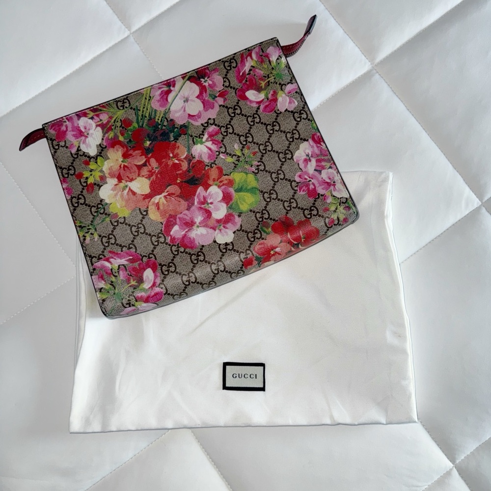 Gucci Bloom Pouch/Clutch